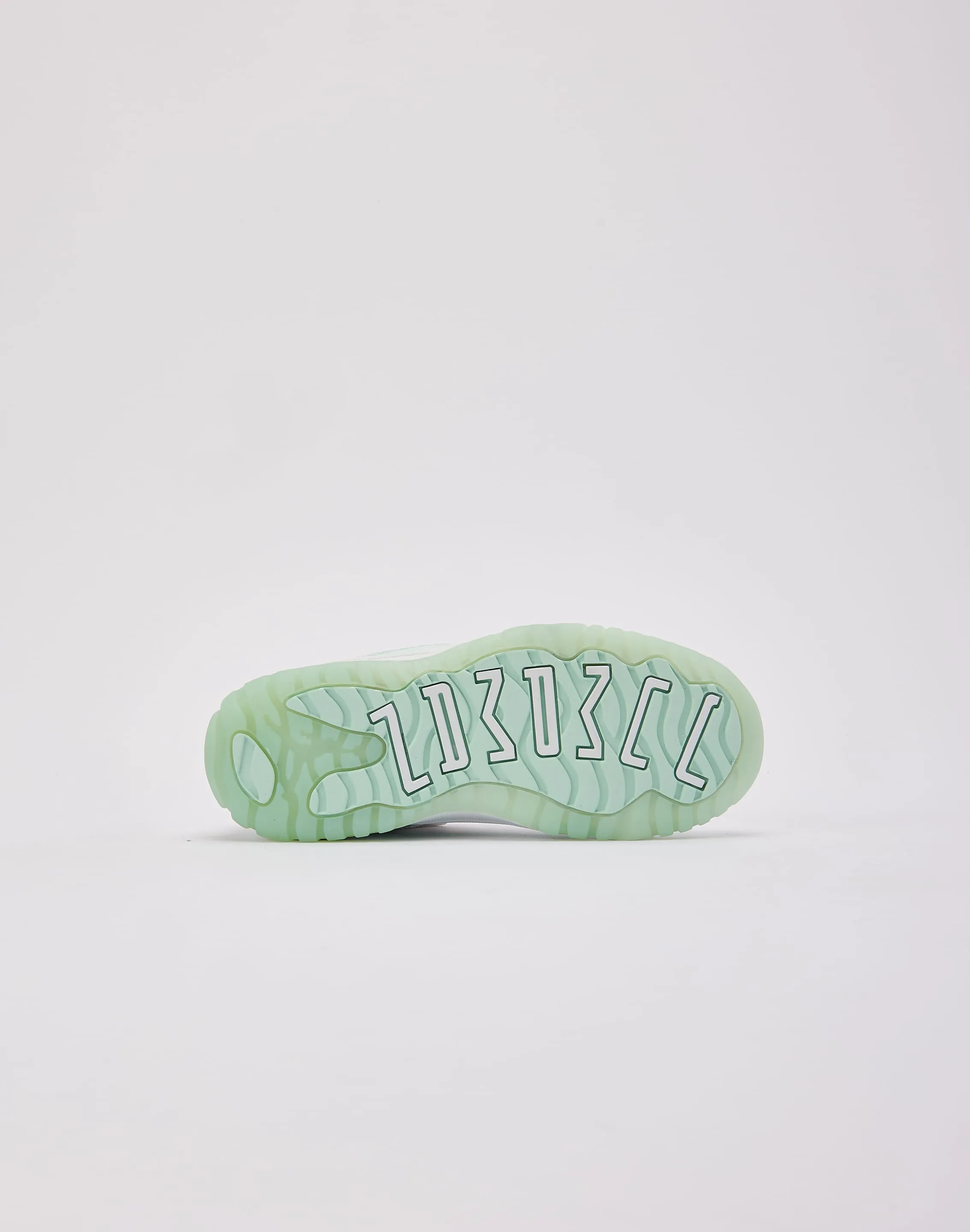 Knit Material Technology Jordan Air Jordan 11 Retro Low 'Igloo' Pre-School