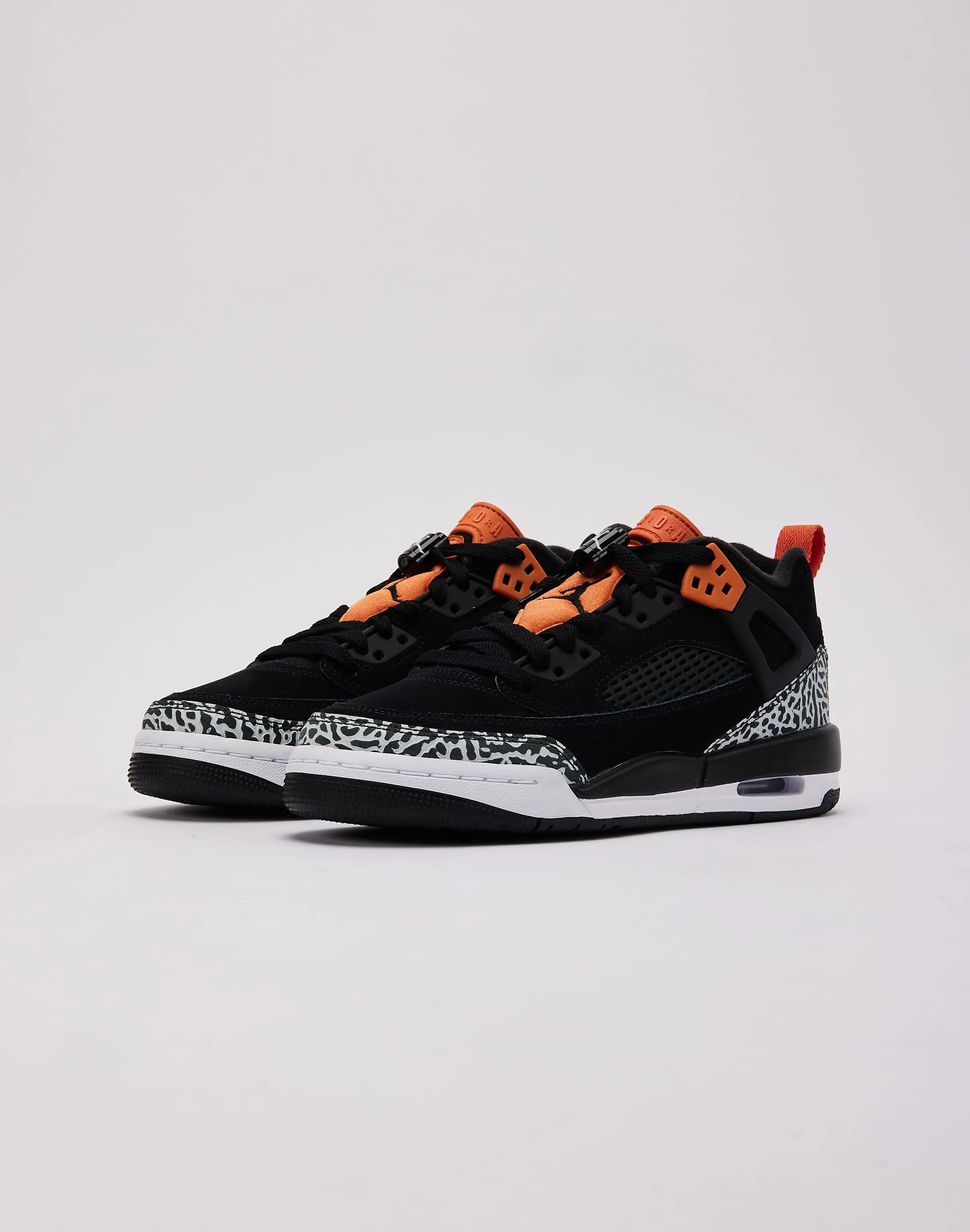 Jordan Spizike Low Grade-School Indoor Cushioning