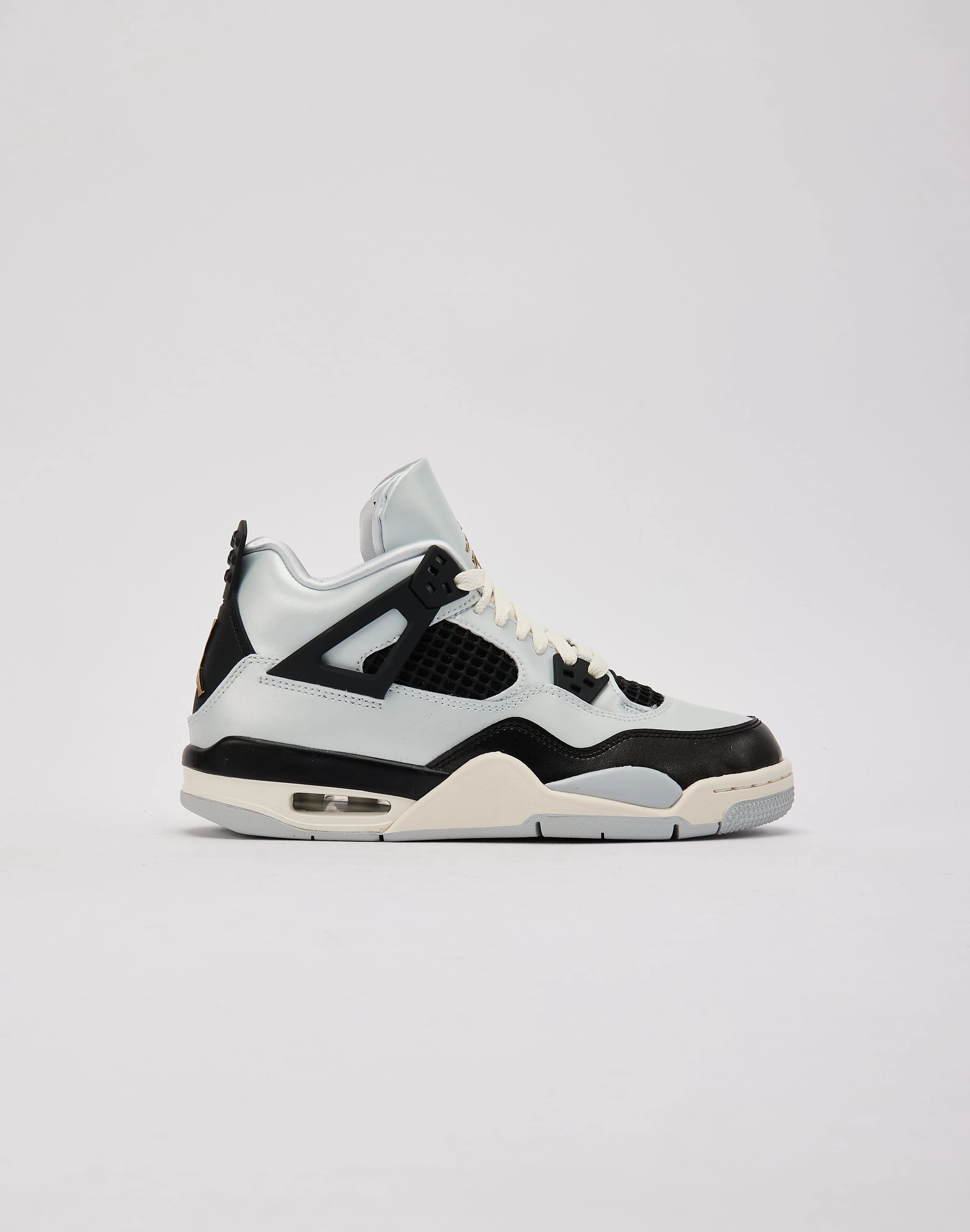 Pro-Level Flexibility Jordan Air Jordan 4 Retro 'Pure Platinum' Grade-School