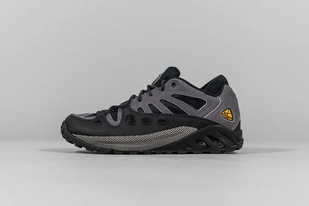 Nike ACG Exploraid 'Light Graphite' Motion Ready Adjustable Tongue