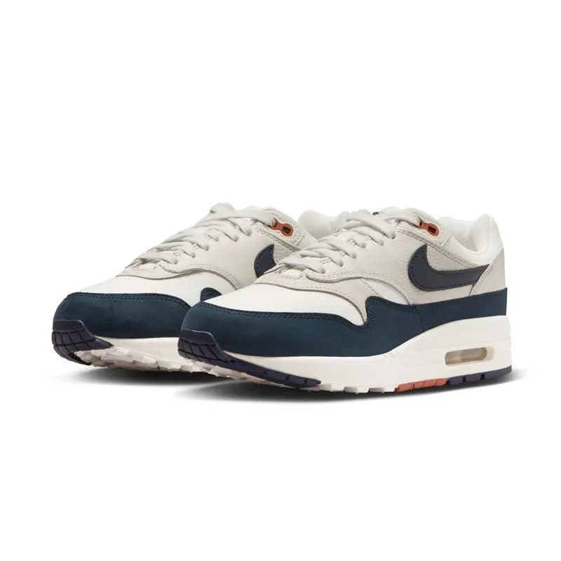 Wmns Air Max 1 LX 'Obsidian' Superior Look Smooth interior