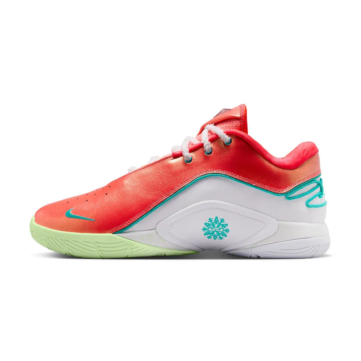 Lebron XXII Ep 'Christmas' Flexible Construction