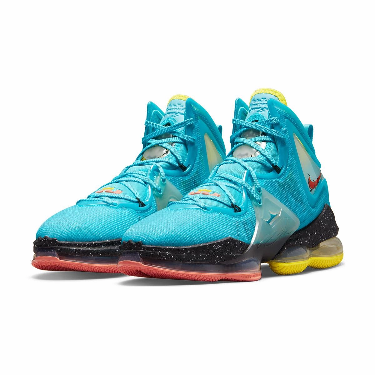 Abrasion Resistant Outsole LeBron 19 'Christmas'