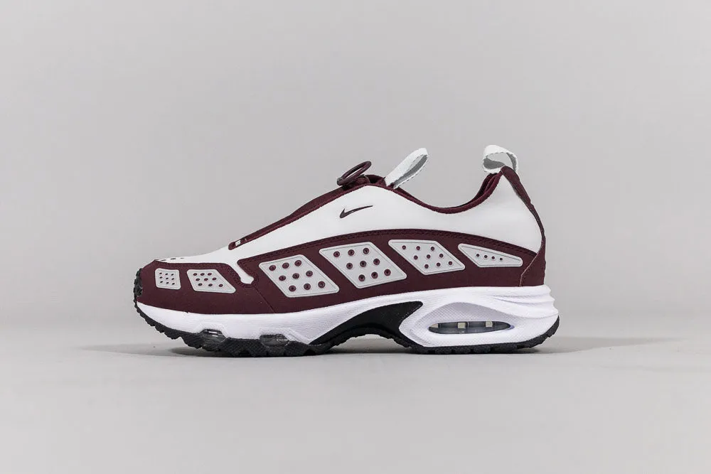 Women's Nike Air Max SNDR 'Night Maroon' Rubber Traction Pattern Active Days