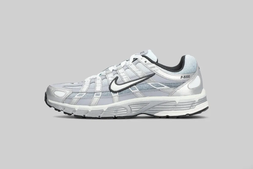 Built-In Lining Balanced Arch Nike P-6000 'Silver and Summit White'