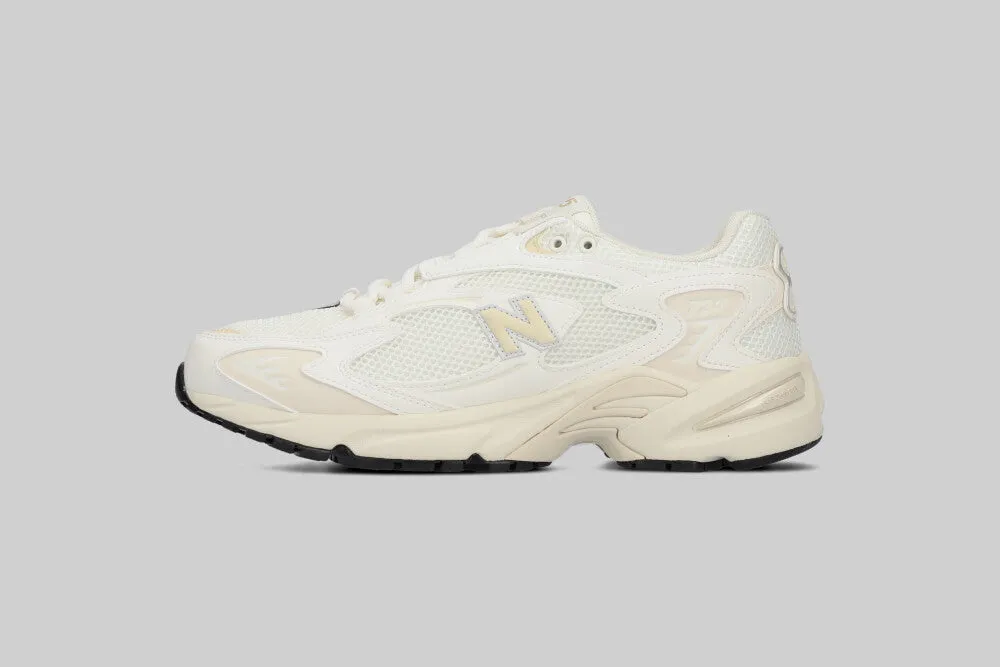 New Balance 725 'Sea Salt' - ML725CH Adaptive Flex Technology