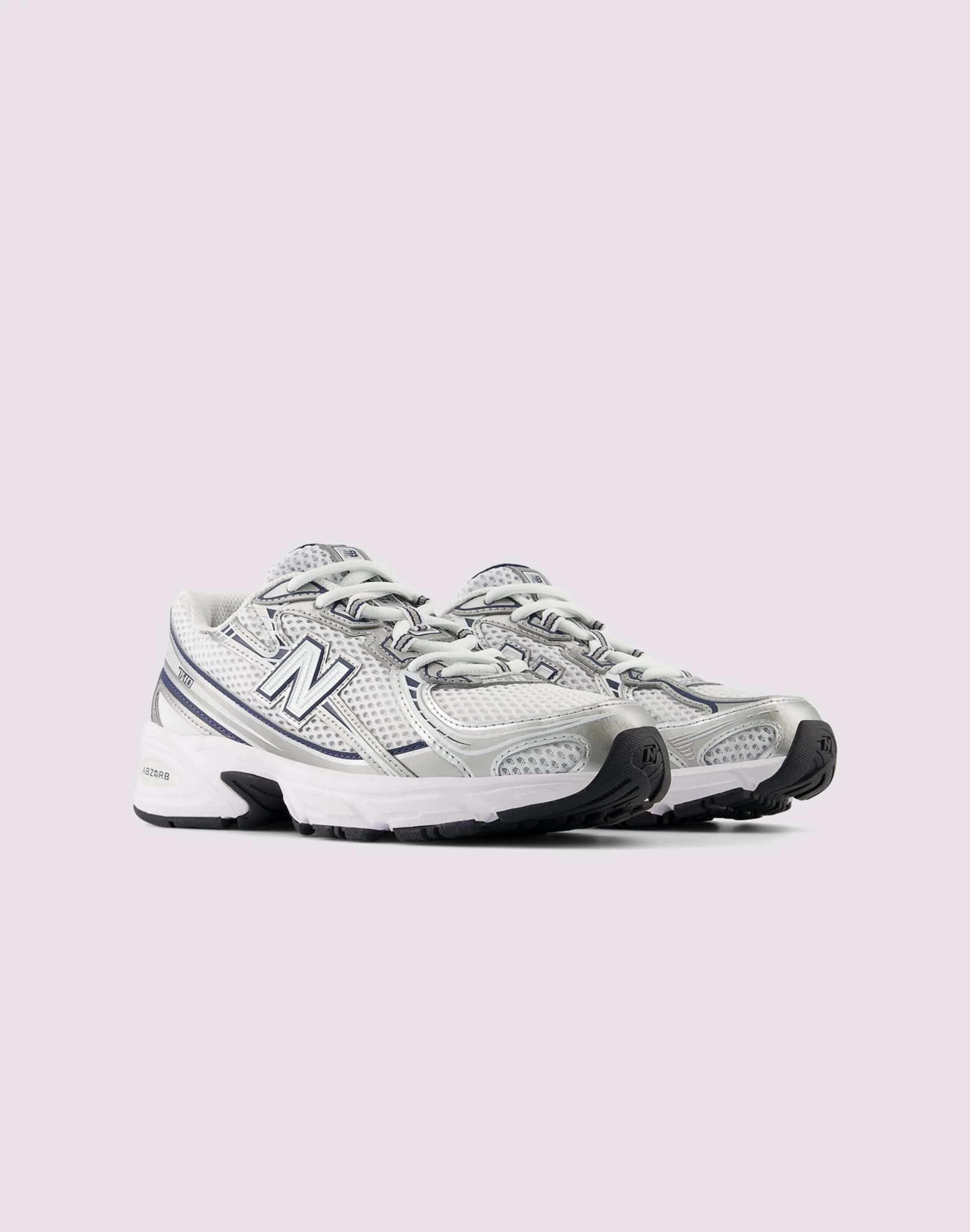 New Balance 740 Grade-School Tensile Fiber Weave amateur runner's shoe choice