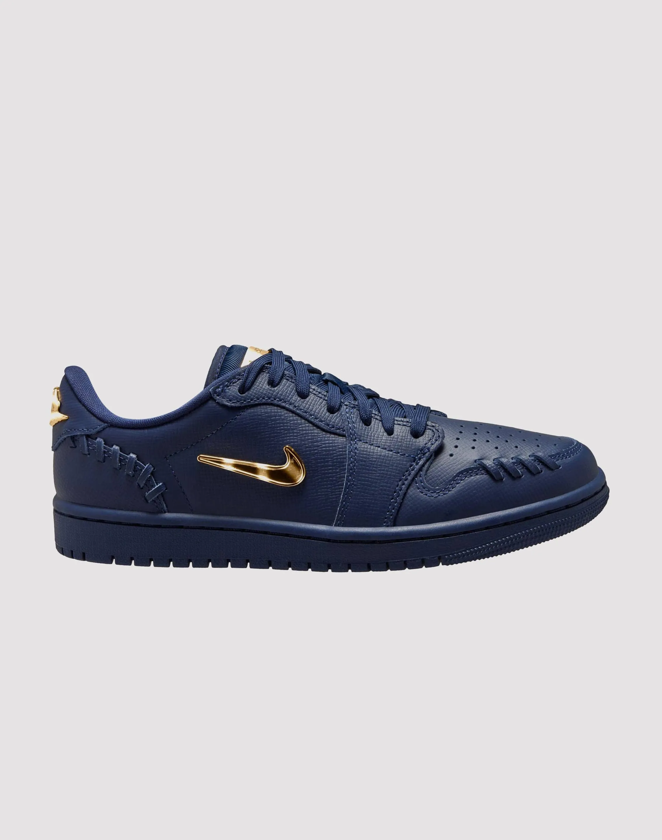 Outdoor Traction Hexagonal Traction Nodes Nike 1 Low Method of Make "Midnight Navy/Metallic Gold"