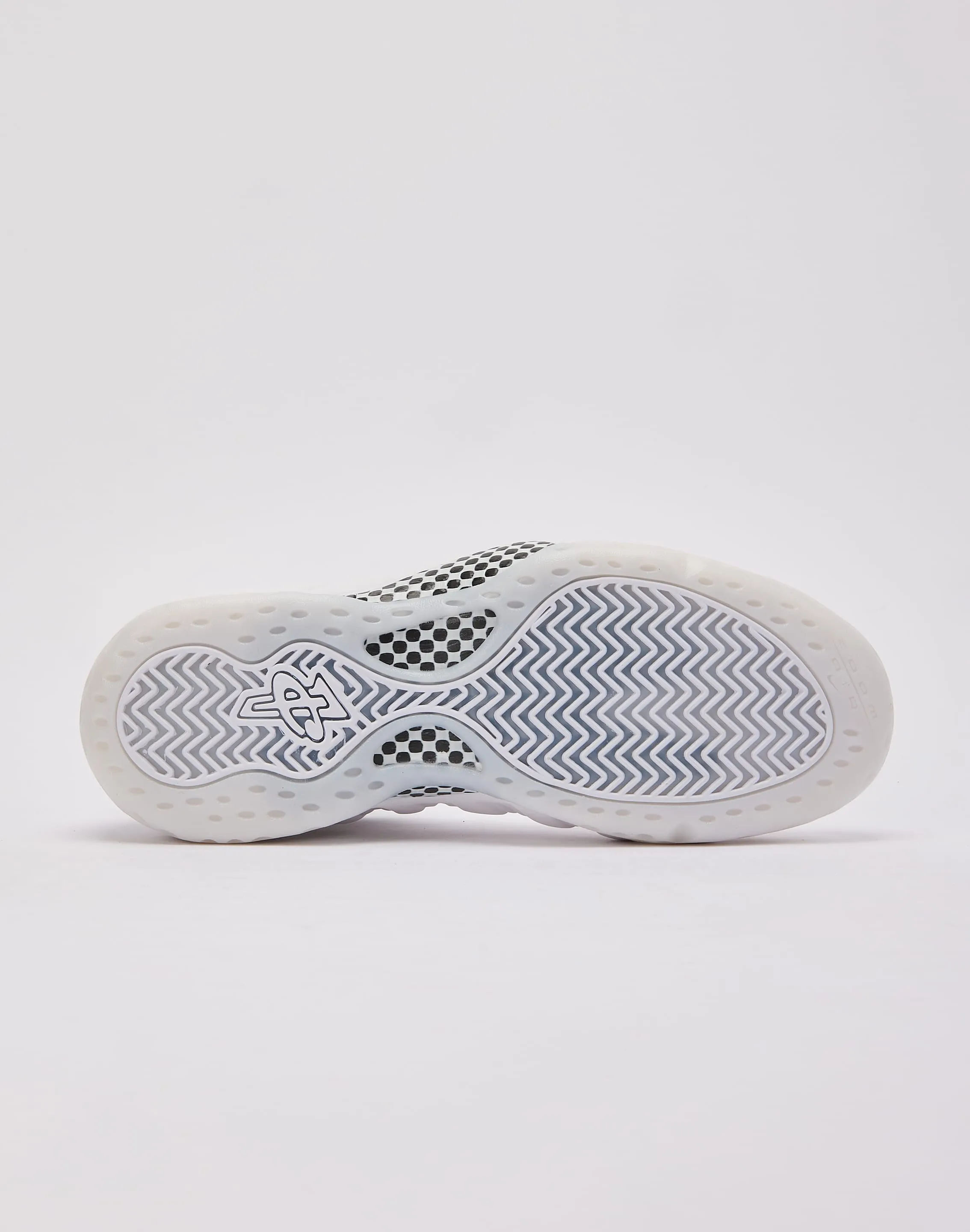Full Court Nike Air Foamposite One 'Triple White'