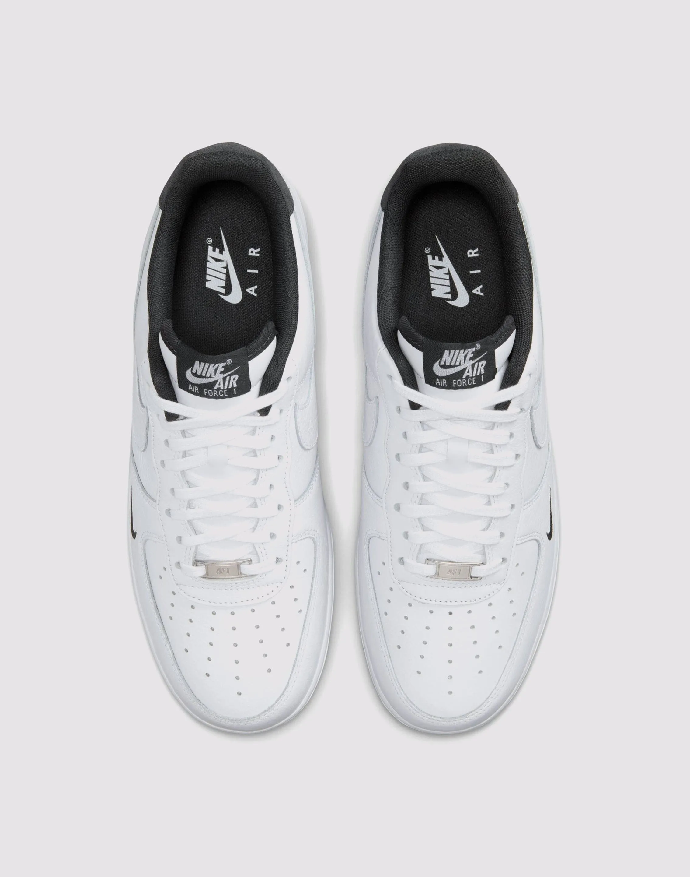 MeshUpper Grounded Footing Nike Air Force 1 '07 LV8