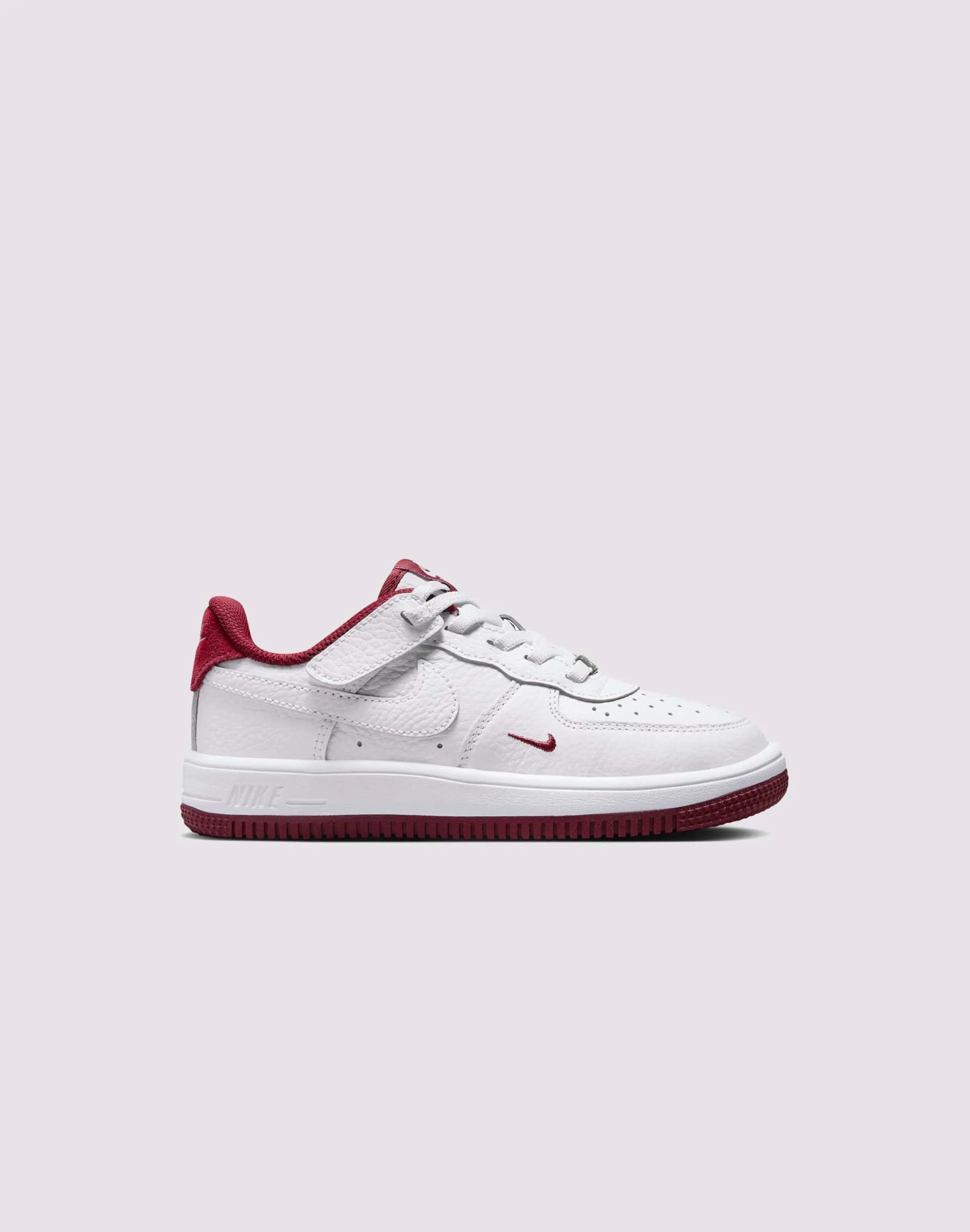 Nike Air Force 1 Low EasyOn LV8 3 Preschool Boys' "White/Team Red" Grounded Footing Wide Forefoot Design