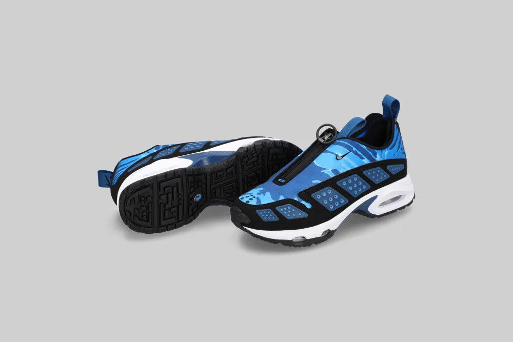 Nike Air Max SNDR 'Black and Photo Blue' Effortless Feel