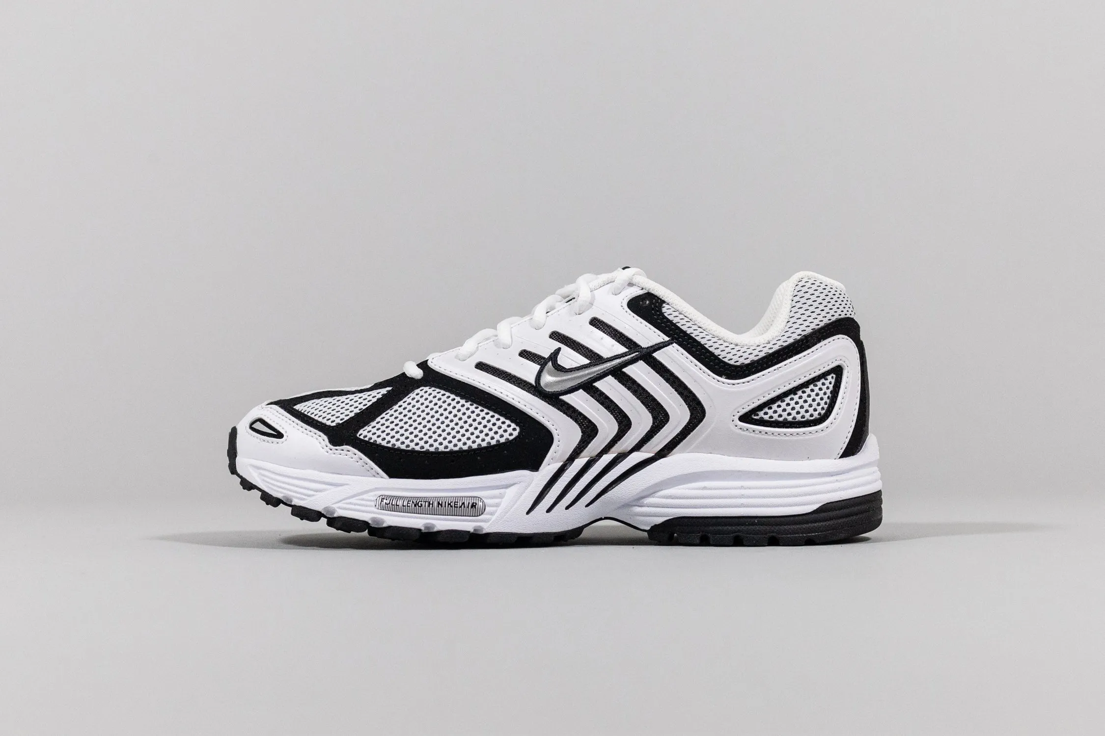 Nike Air Peg 2K5 'White and Black' Static Dissipative All Terrain Grip Pattern