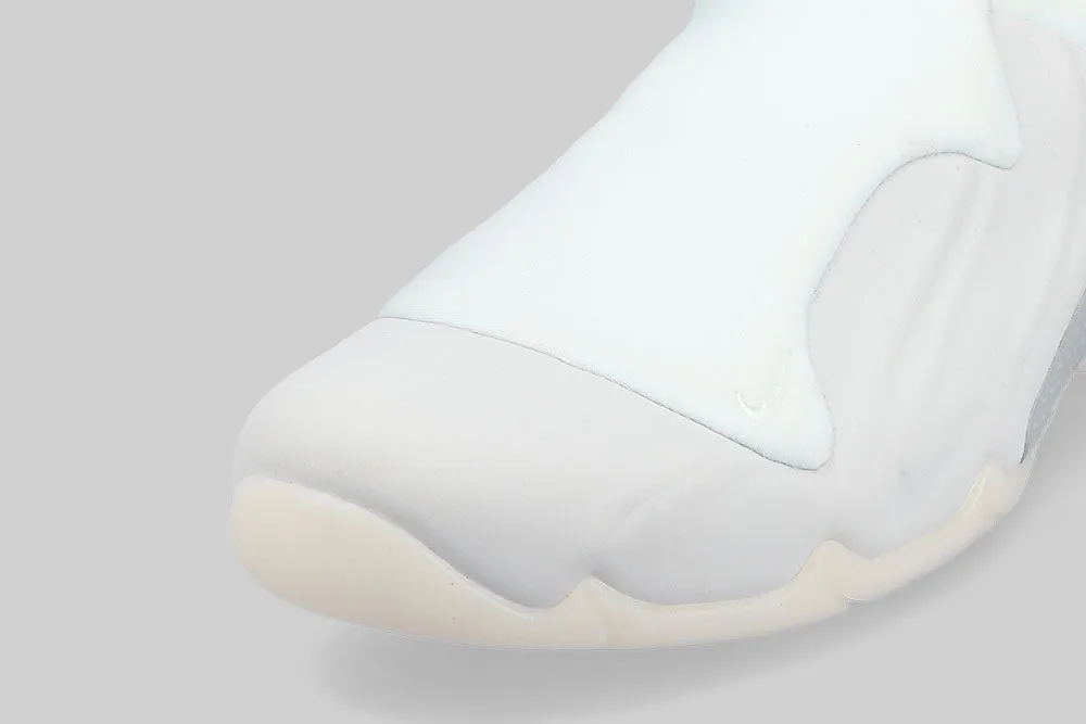 Nike Clogposite 'Summit White' Daily Steps Dynamic silhouette