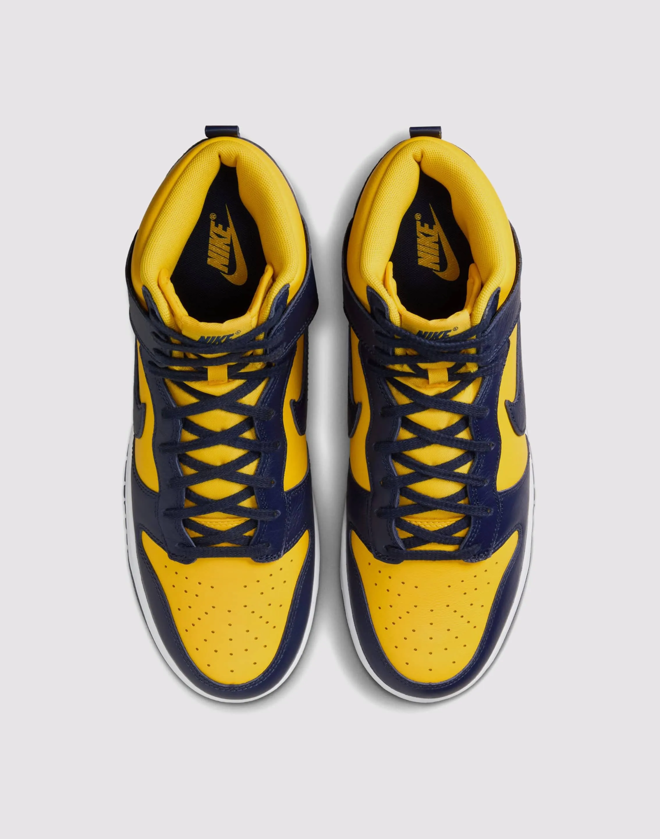 Nike Dunk High Retro SE ??Michigan?? Curved Heel