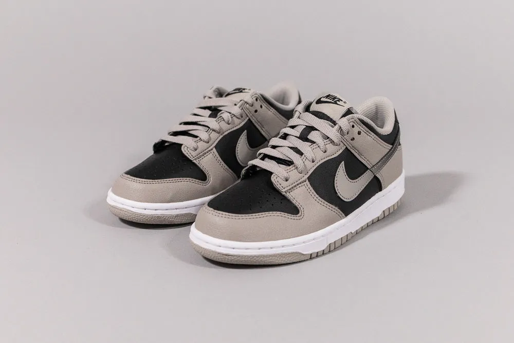 Travel Ready Day-Long Comfort Nike Dunk Low 'College Grey' (GS)