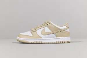 Travel Urban Trends Nike Dunk Low 'Desert Khaki' (GS)