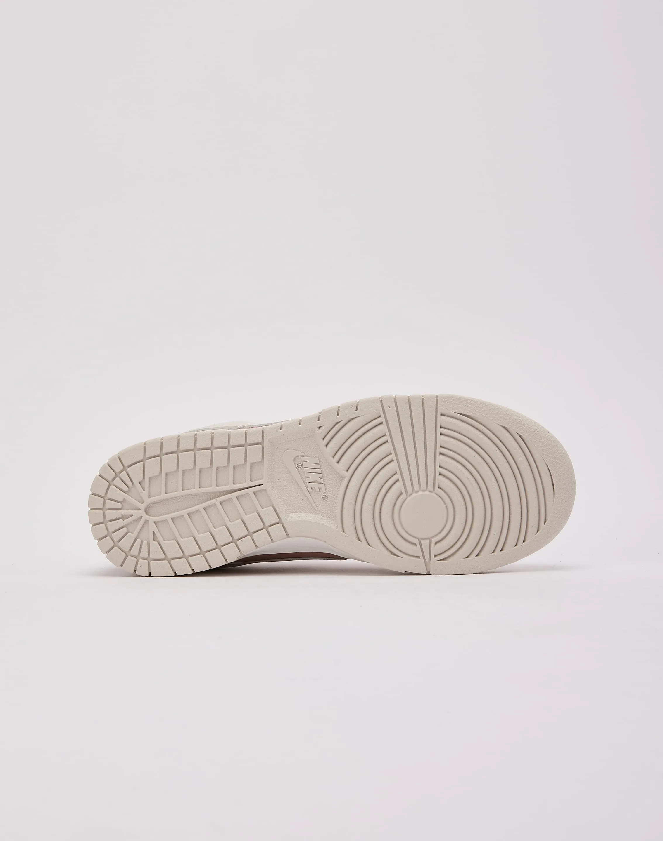 Nike Dunk Low Next Nature Elastic Heel Tab Abrasion Resistant Lining