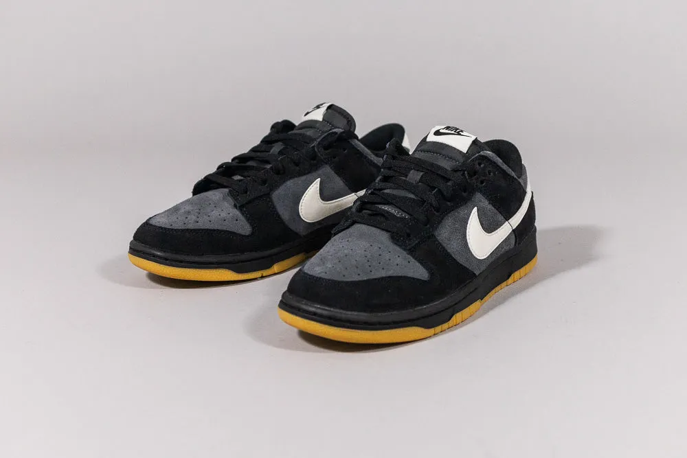 TPU Reinforcement Nike Dunk Low SE 'Black and Anthracite Gum'