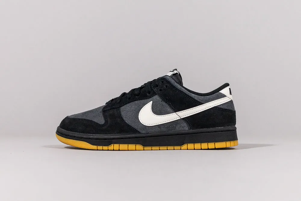 Nike Dunk Low SE 'Black and Anthracite Gum' Quick Fit Knit Upper