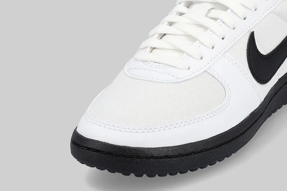Flexibility Support Flat Bottom Nike Field General 'White and Black'