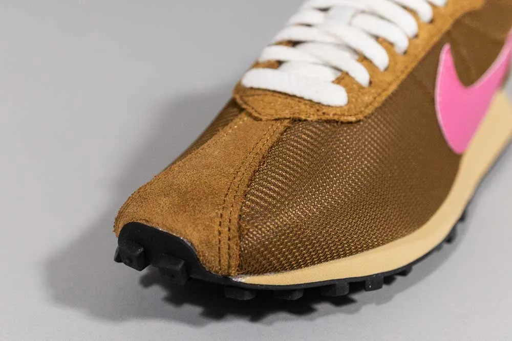 Ultra grip Adaptive Lace Tension Nike LD-1000 'Light British Tan and Pinksicle'