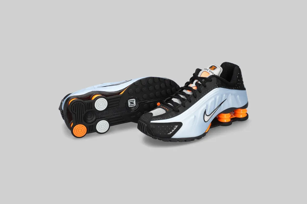 Dual Zone Traction Cooling system Nike Shox R4 'Blue Tin'