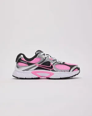 Nike V5 RNR Padded collar design