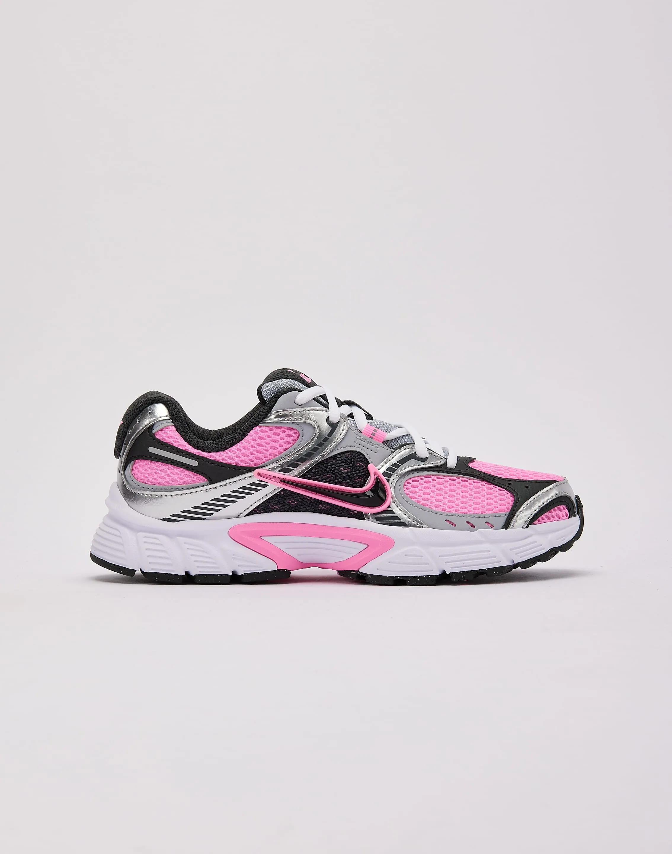 Nike V5 RNR Padded collar design