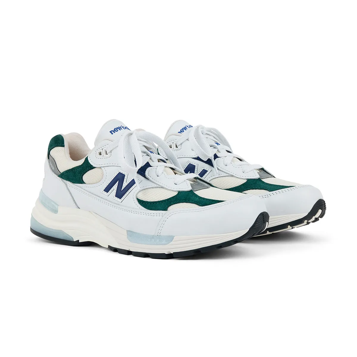 in USA 992 'White Marsh Green' Noise Reducing