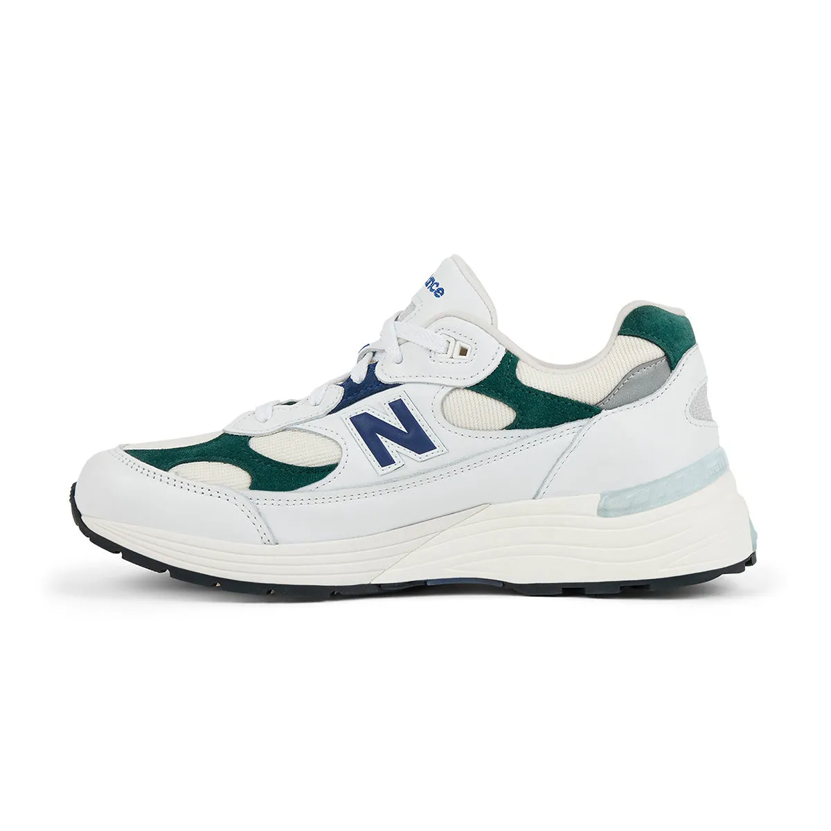 in USA 992 'White Marsh Green' Active Wearer