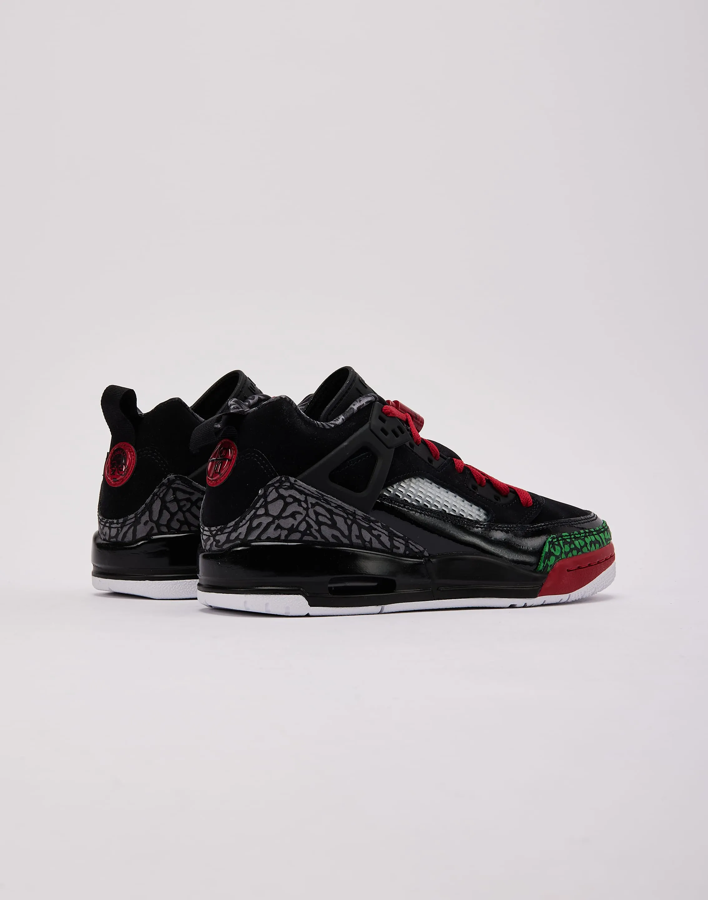 Jordan Spizike Low Grade-School Neutral Stride Design Abrasion   Resistant