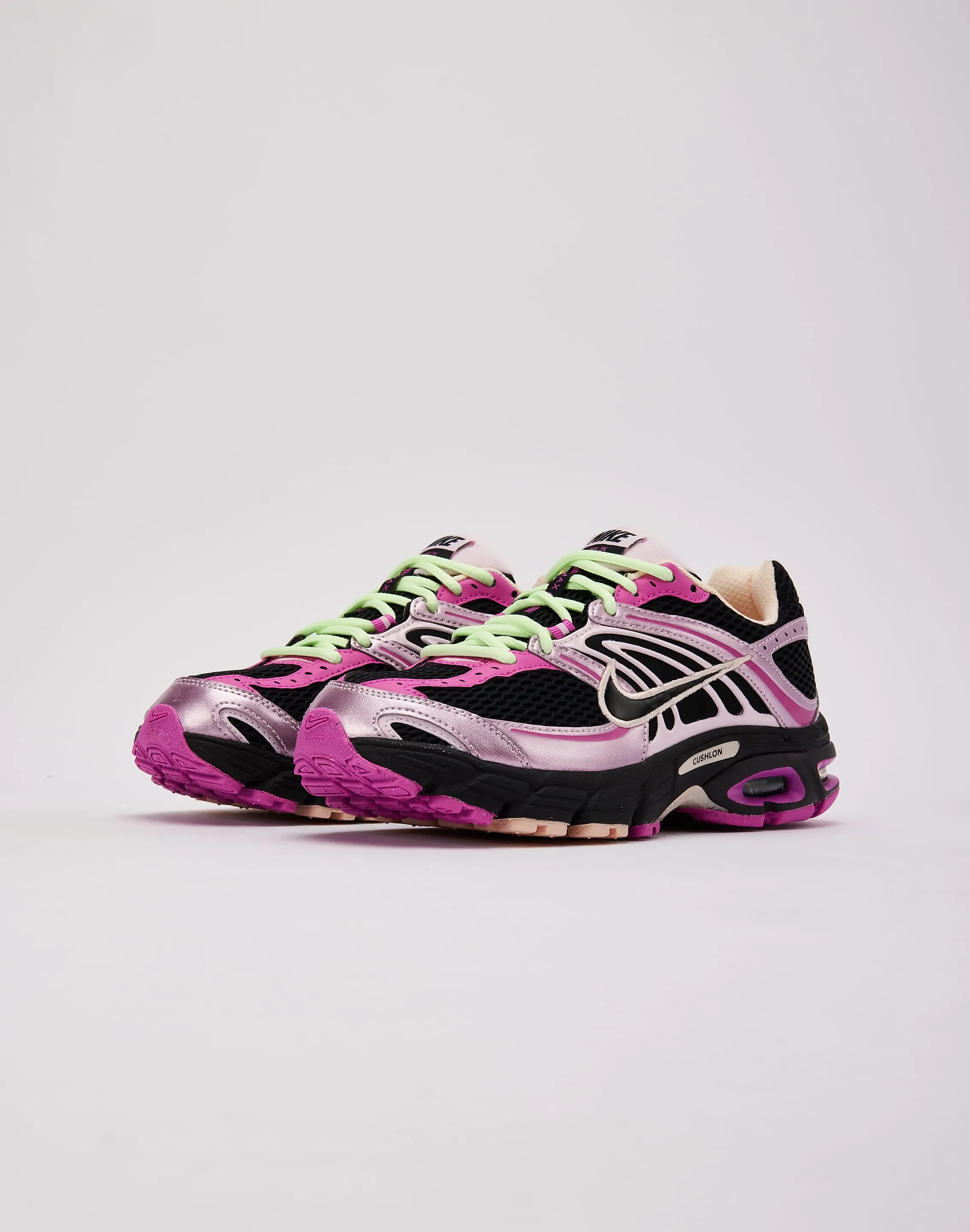 Nike Air Max Moto 2K StainResistant Soft Traction