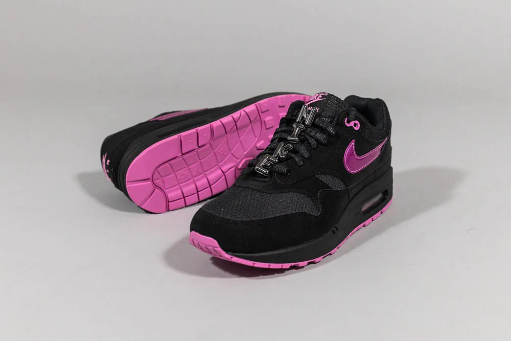 Impact Ready High-performance ease Nike Air Max 1 Premium 'Valentine's Day'