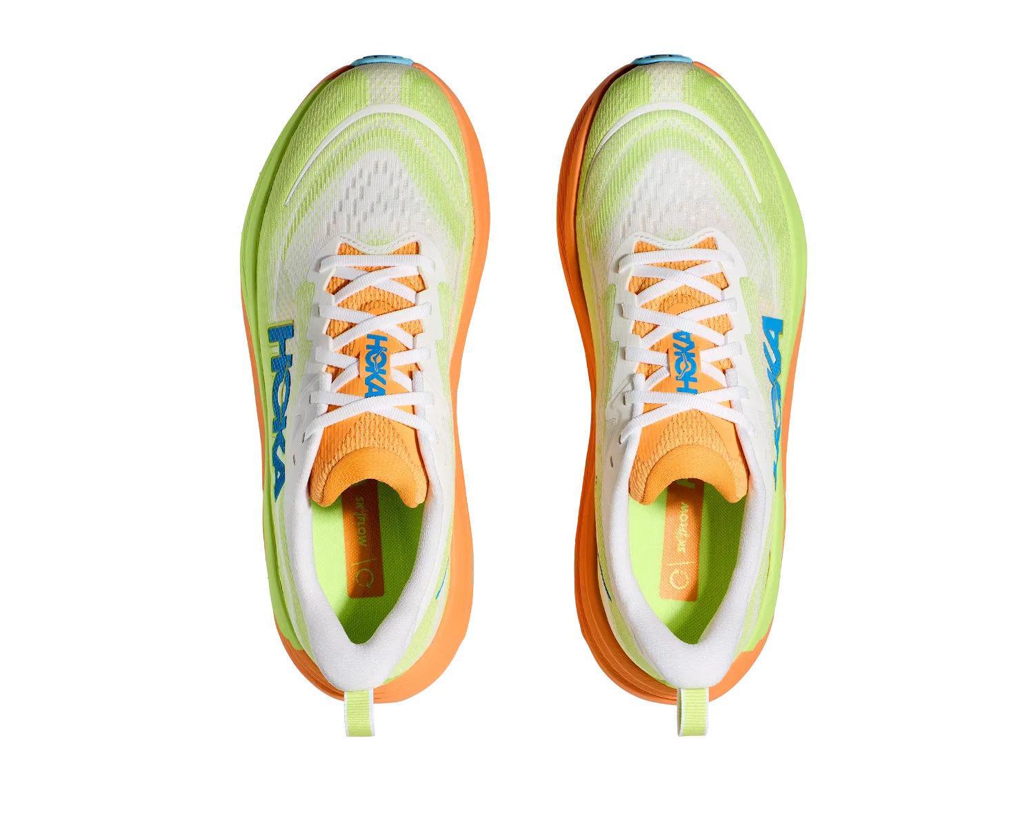HOKA-SKYFLOW Men running in clean tracks shoes