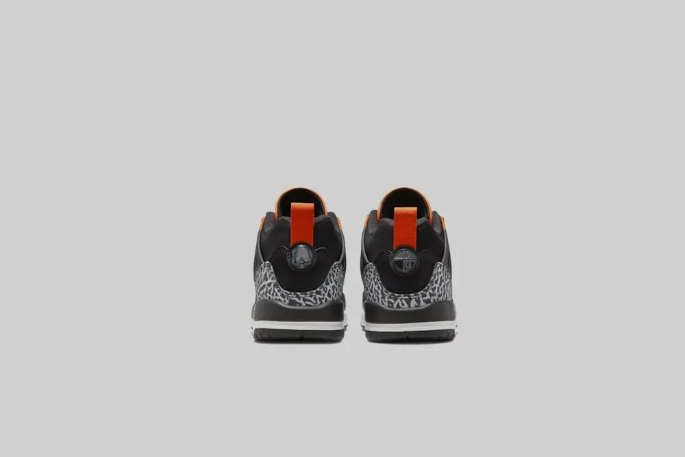 Flex grooves Multidirectional Grip Jordan Spizike Low 'Black and Starfish' (GS) - FQ3950-008