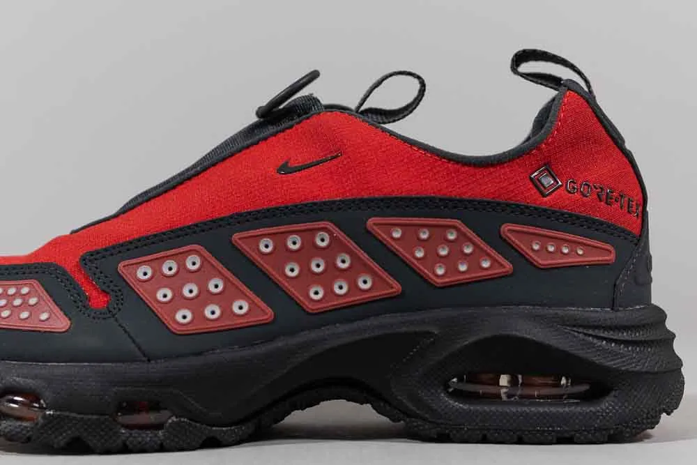 Comfort Upper Material Women's Nike Air Max SNDR Gore-Tex 'Hyper Crimson'