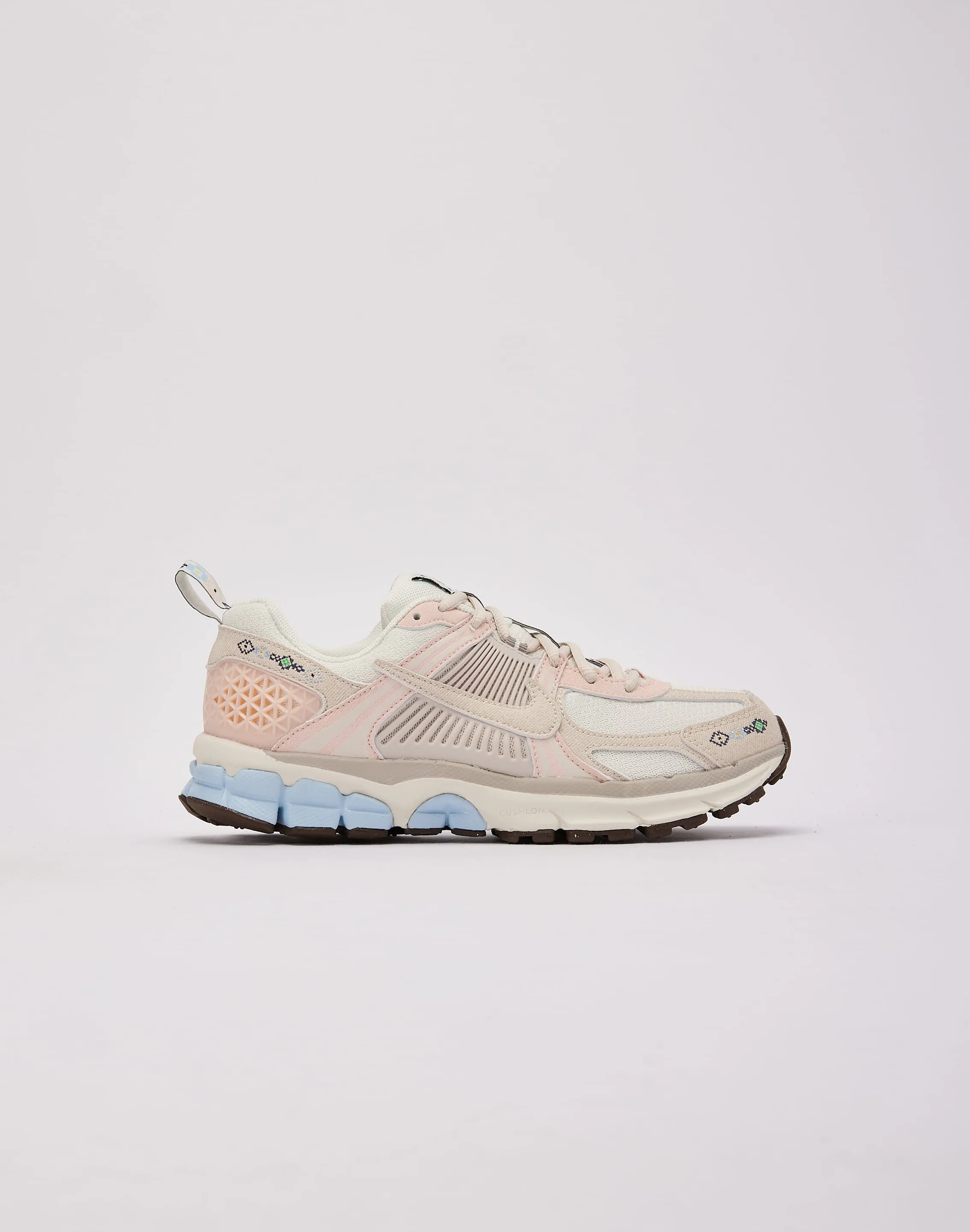 Nike Zoom Vomero 5 Grade-School handball shoes