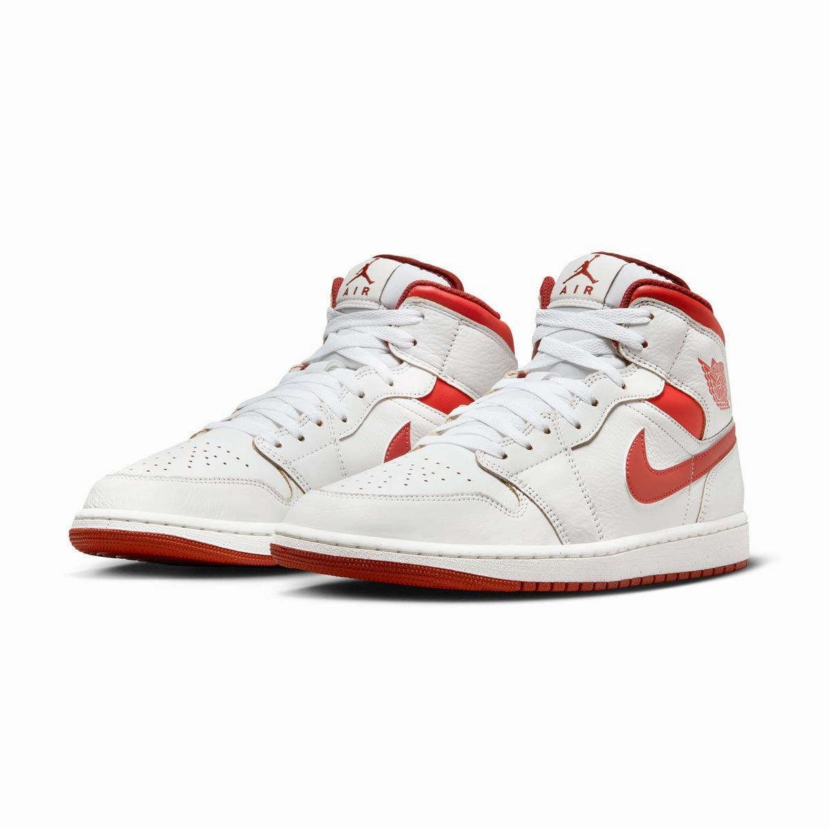 Travel Fit Defensive Cushioning Air Jordan 1 Mid SE 'Dune Red'