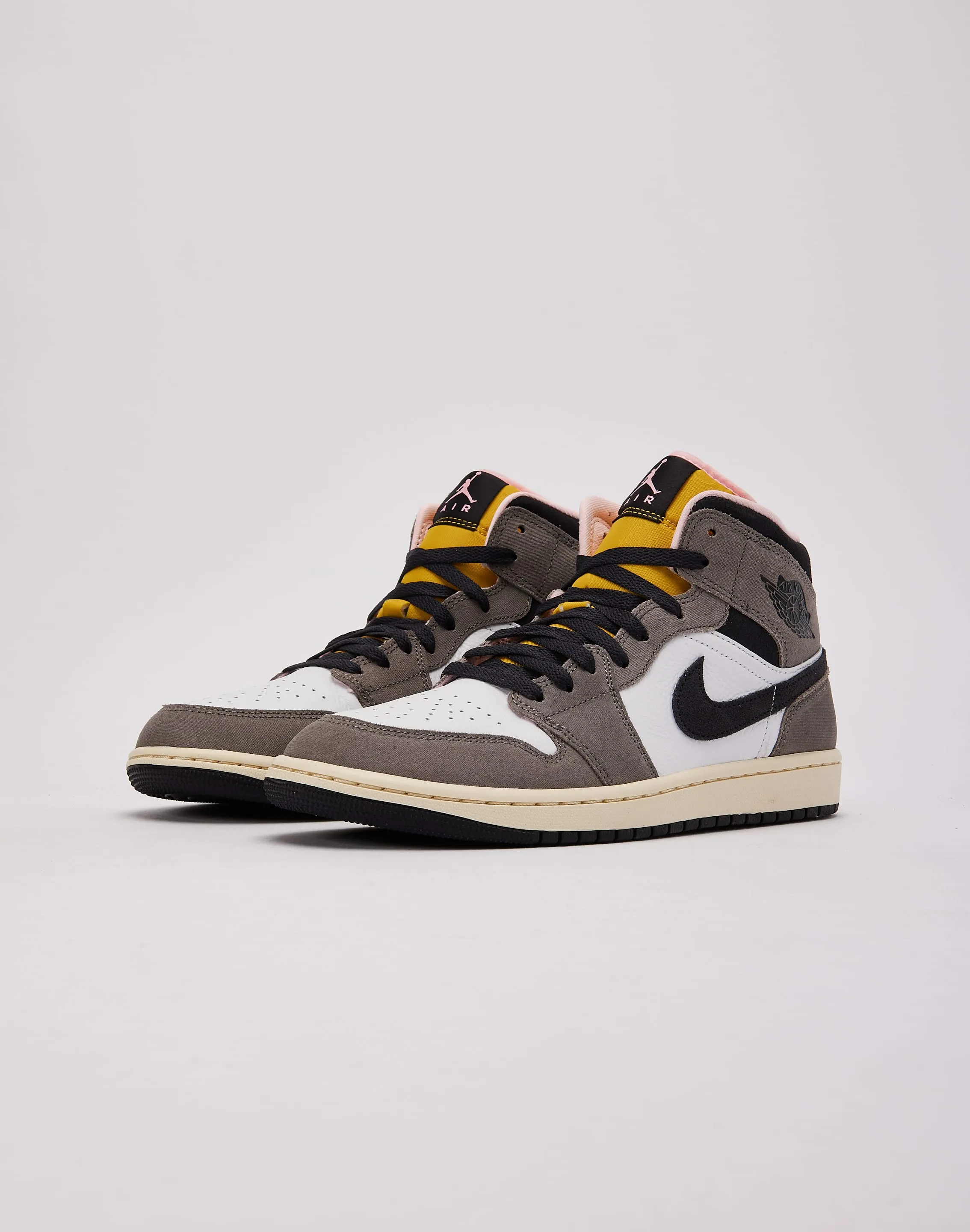 Long-Term Durability Jordan Air Jordan 1 Mid SE