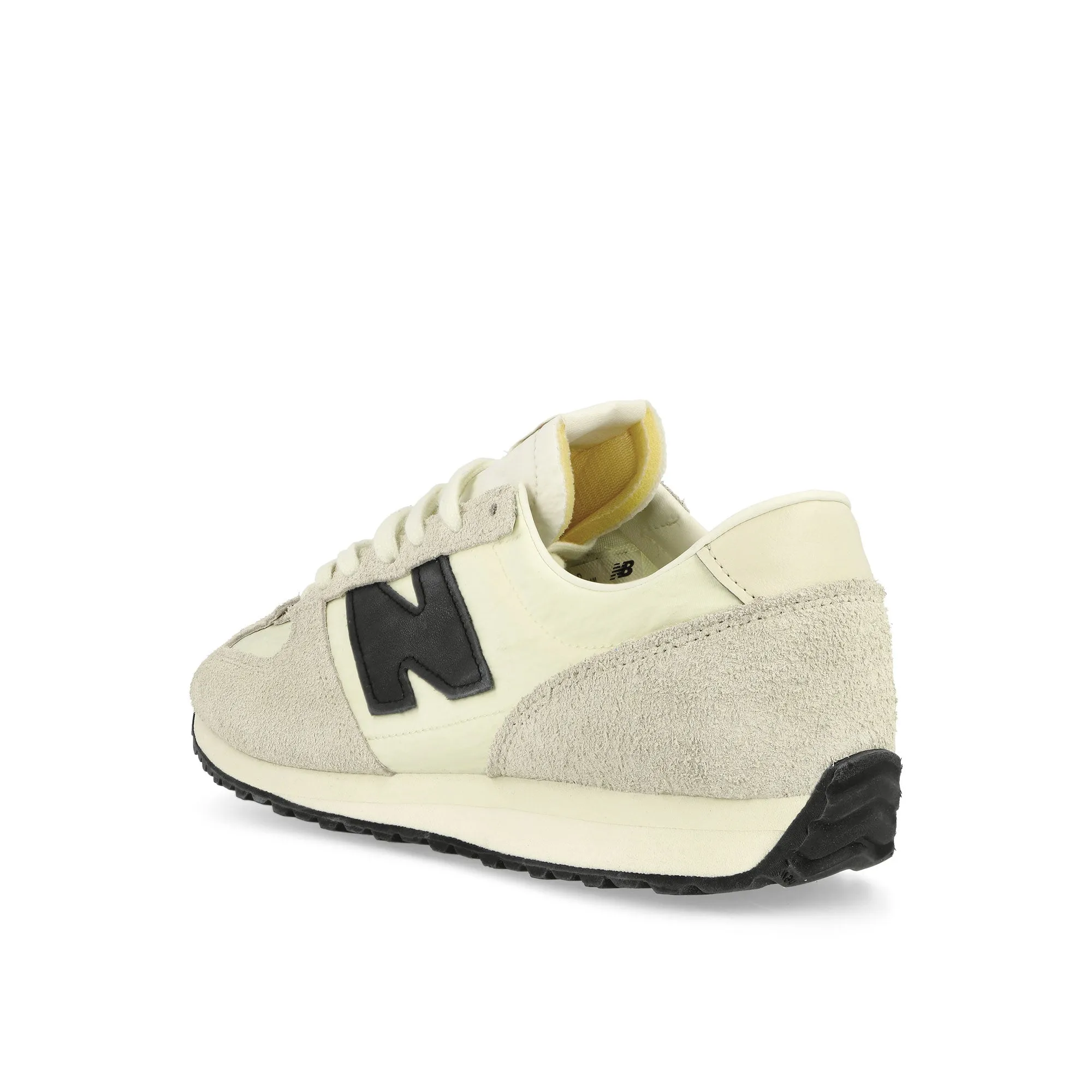 U471AM Adaptive Flex Grooves Soft outsole