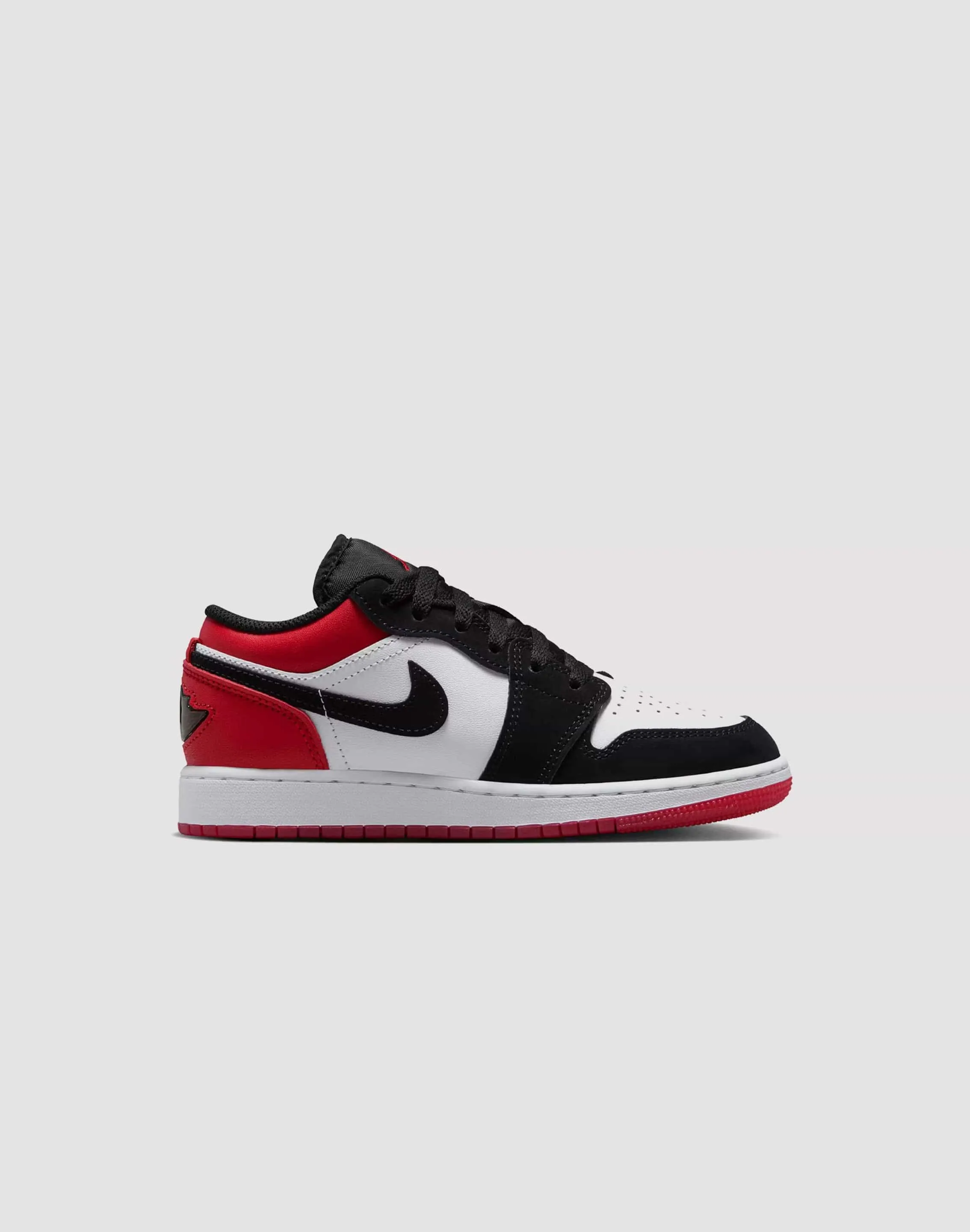 Explosive Movement Core Flexible Upper Material Jordan Air Jordan 1 Low SE Grade-School