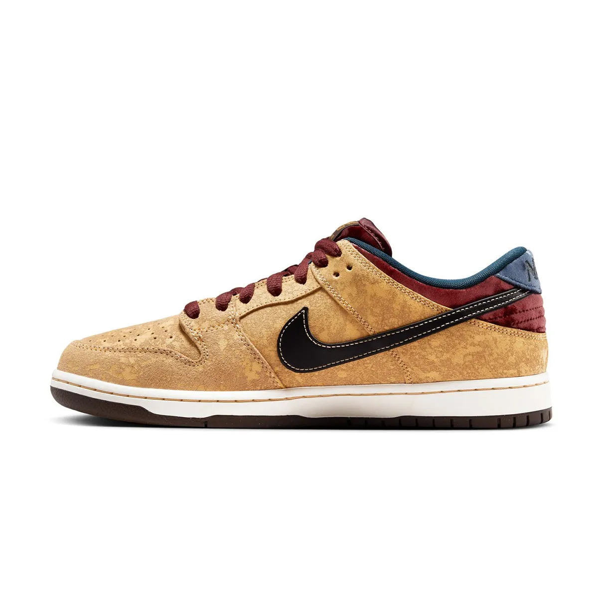 Dynamic look EVA Composite SB Dunk Low Pro 'City of Cinema'