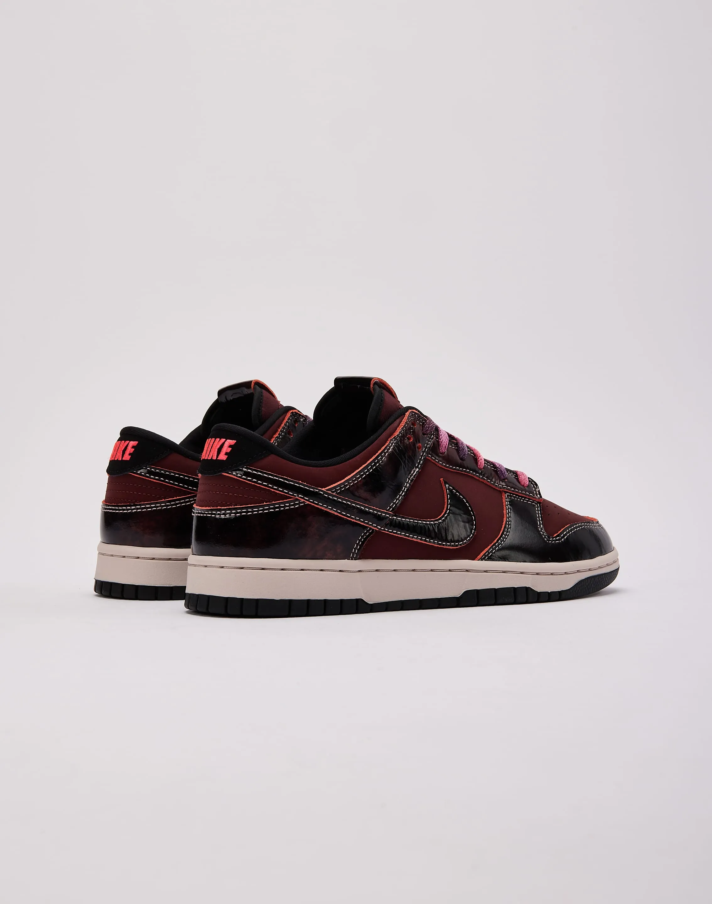 Motion Transfer Base Nike Dunk Low Retro SE