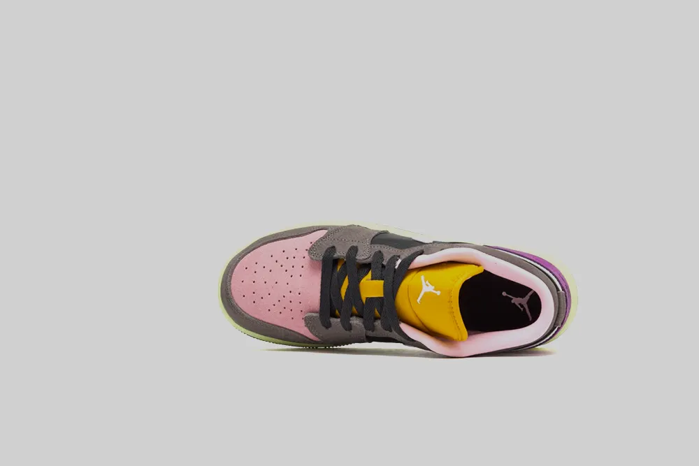 Non Slip Outsole Pattern Jordan 1 Low SE 'Tokyo Bio Hack' (GS)
