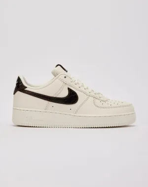 Efficient Footwork Nike Air Force 1 Low '07