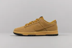 Nike Dunk Low 'Wheat' Elastic Closure Adaptive Flex Technology