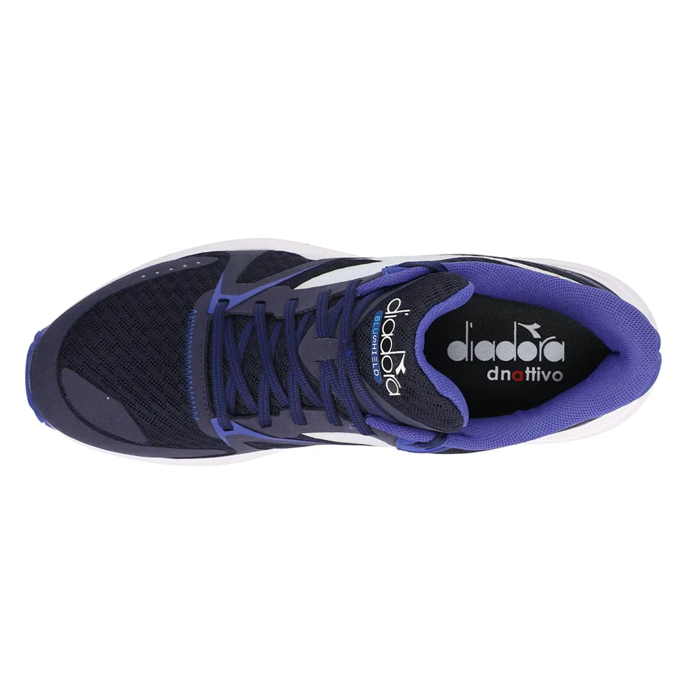 Mythos Blushield 8 Vortice Running Shoes Anatomical Heel Counter running in a frozen lake area shoes