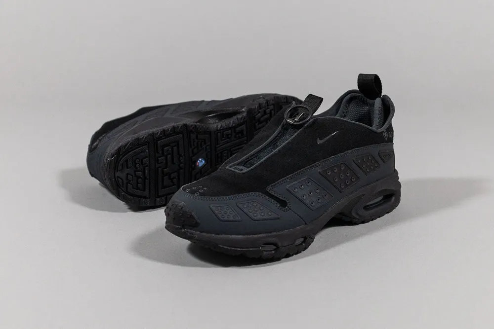 Breath Panel Women's Nike Air Max SNDR GORE-TEX 'Black and Dark Smoke Grey'