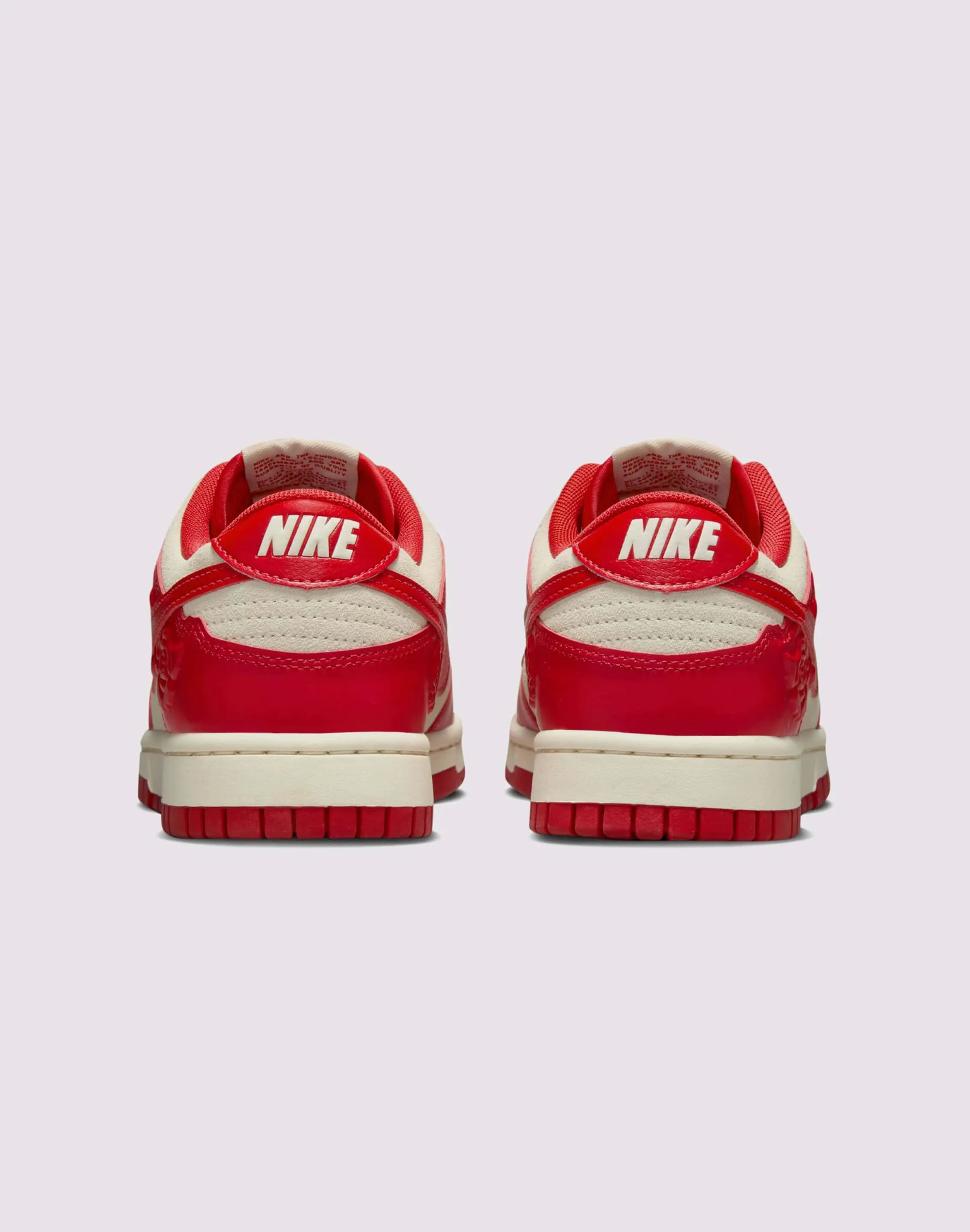 Low   Top Style Nike Dunk Low "Roses"